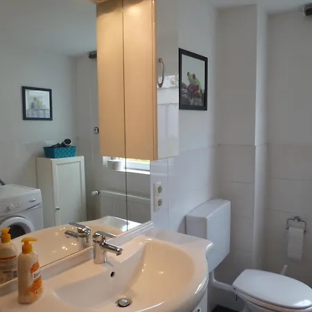 Haus Uni 2 アパート *